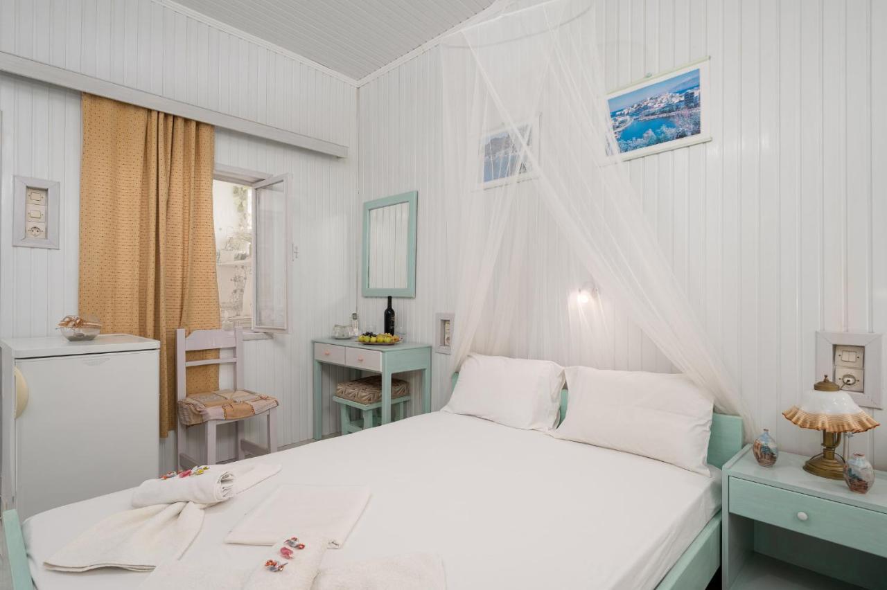 Sofia Rooms Pitsidia Exterior photo
